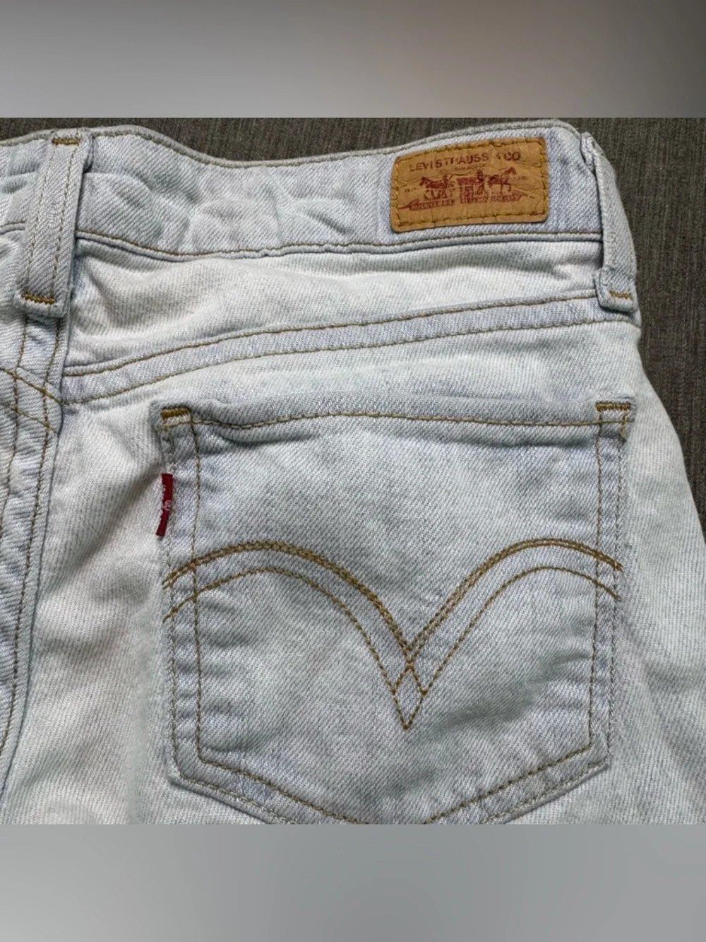 Levi's 524 Too Superlow Denim Shorts Size 1 Short Y2K Light Wash Cutoff Vintage